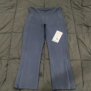 Lululemon Ribbed Softstreme zip-leg HR Crop 25"